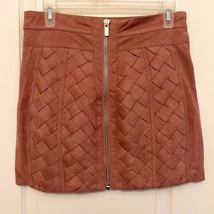 House of CB ‘Cote’ suede woven mini skirt - Rose